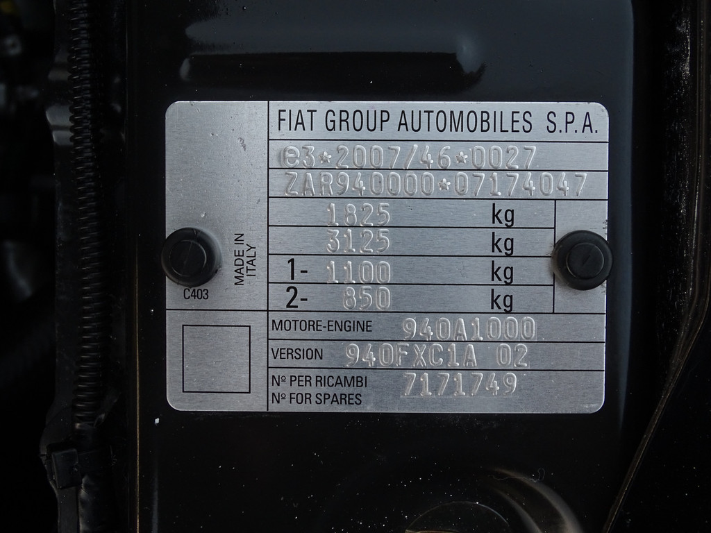 53774546-28.jpg